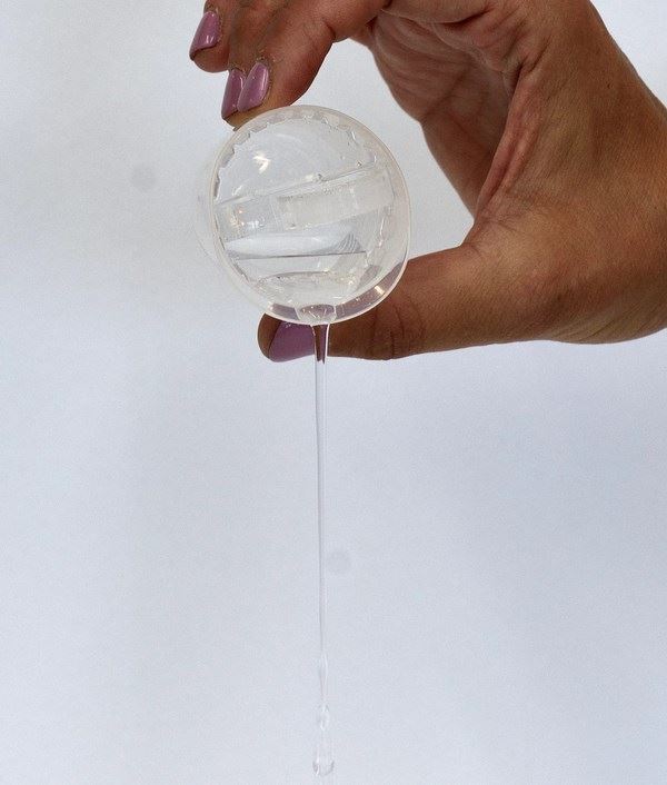 Cup lid that allows gentle and slower flow of liquid