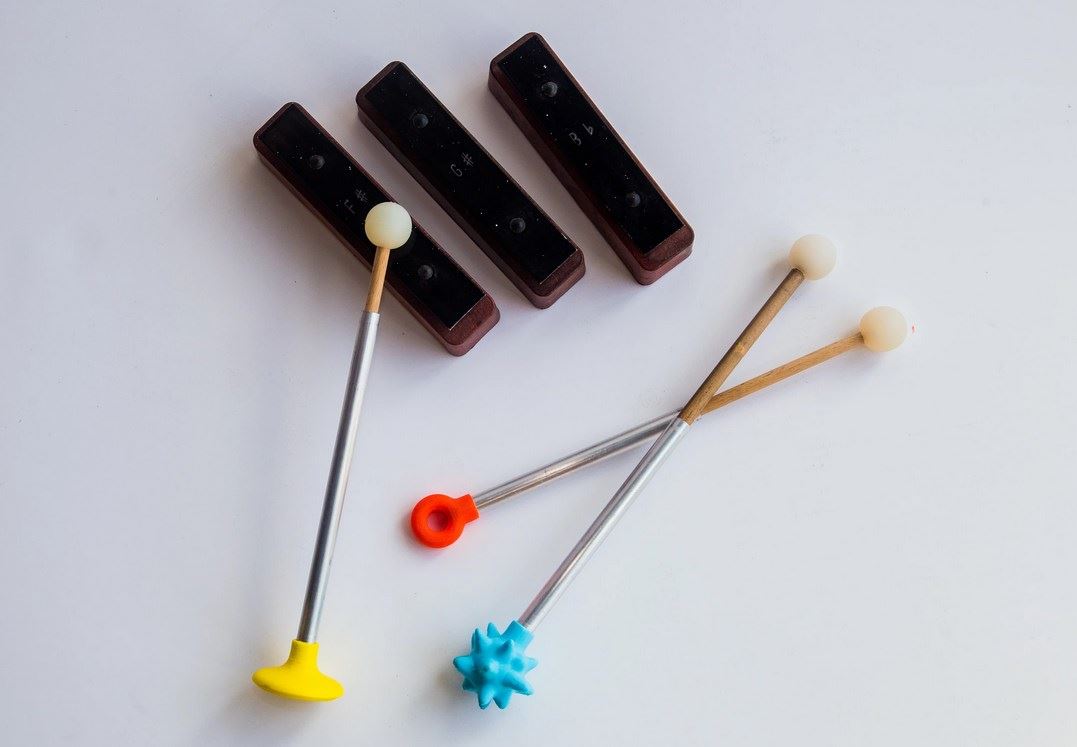 Different grips for mallets/sticks for musical instruments