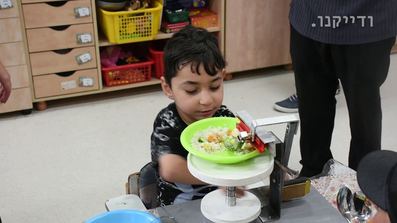 Yusuf can eat by himself!