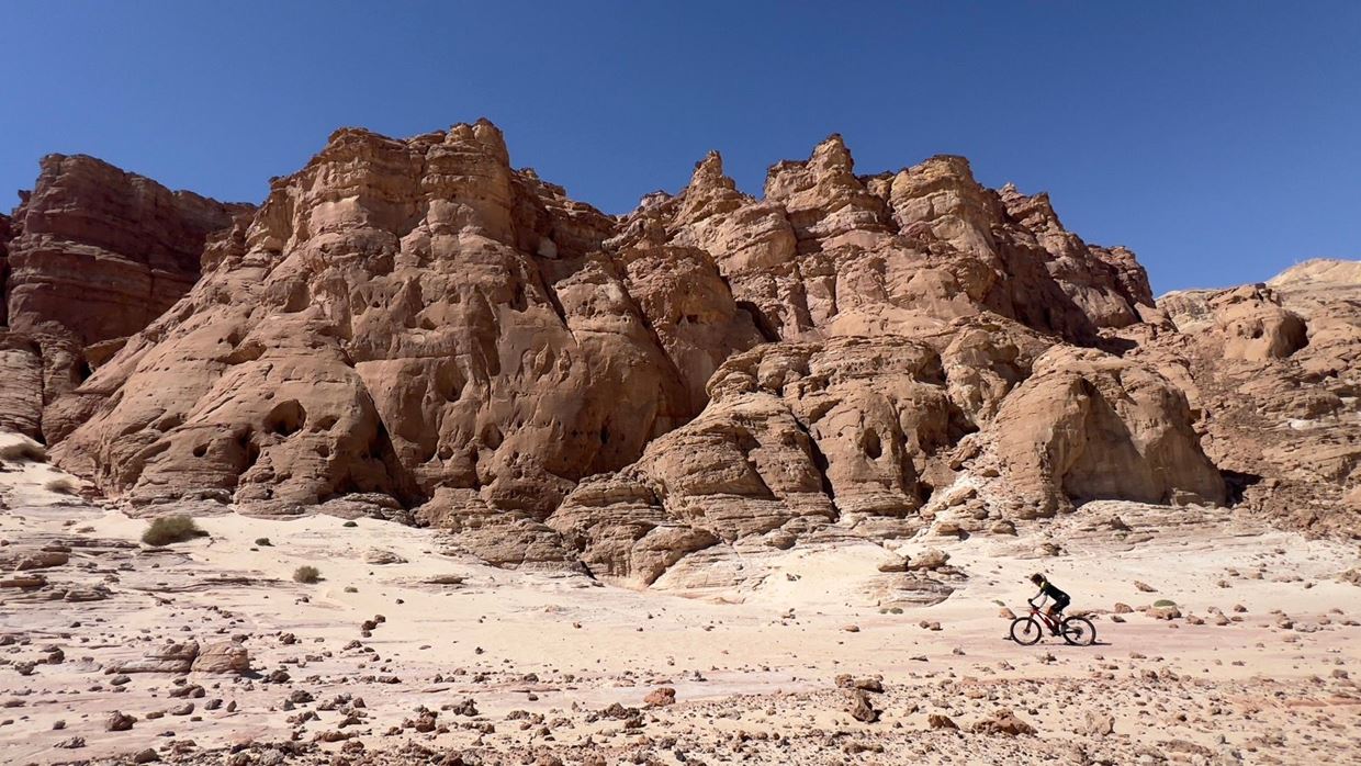 Challenge Day Two - Park Timna Arches and Canyons